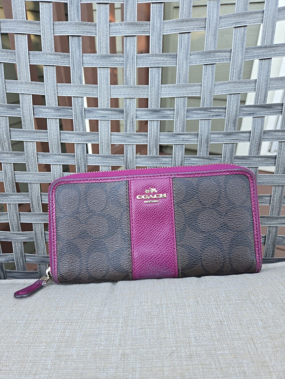 Coach Signature Heritage Stripe Wallet